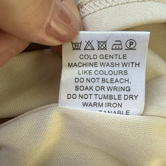 Pink Lilly Animal Print One-piece Shorts Jumper Size Large Tie Waist - Picture 7 of 7